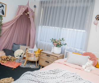 Curtain World image