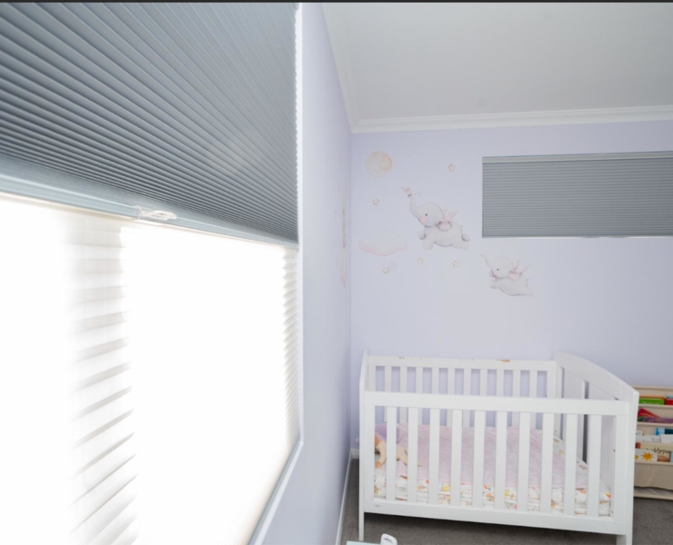 Curtain World image