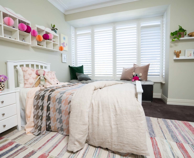 Curtain World image